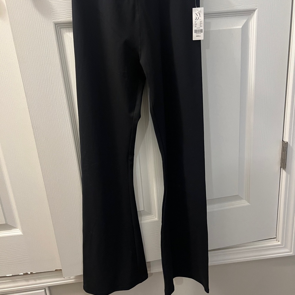 NY & Co. Black Flared Yoga Pants size S NWT